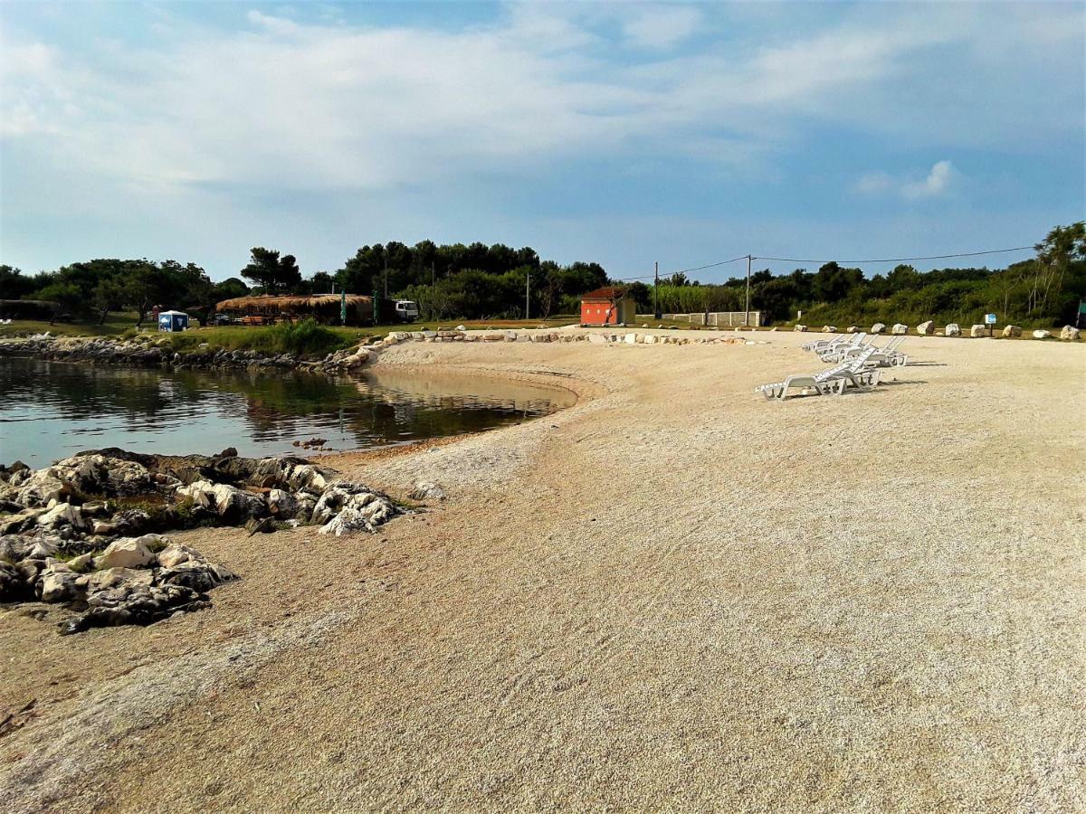 Apartment Agava Istria - Family Vacation Rental With Free Parking, Garden, Wifi Liznjan Exterior photo